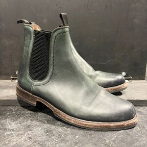 Frye Men’s green leather fade Chelsea Boots size 9.5